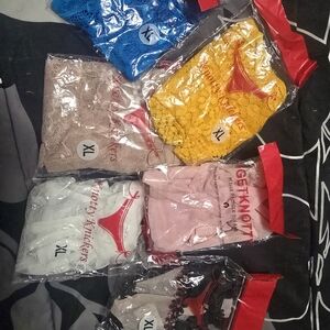 Colorful Women's Lace Panties Set